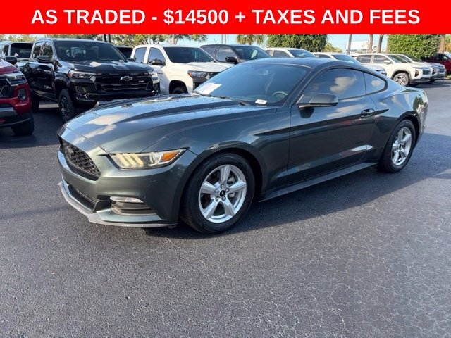 Used 2015 Ford Mustang Coupe RWD image 3