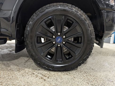 Used 2019 Ford F150 XLT w/ Equipment Group 302A Luxury AWD/4WD image 14