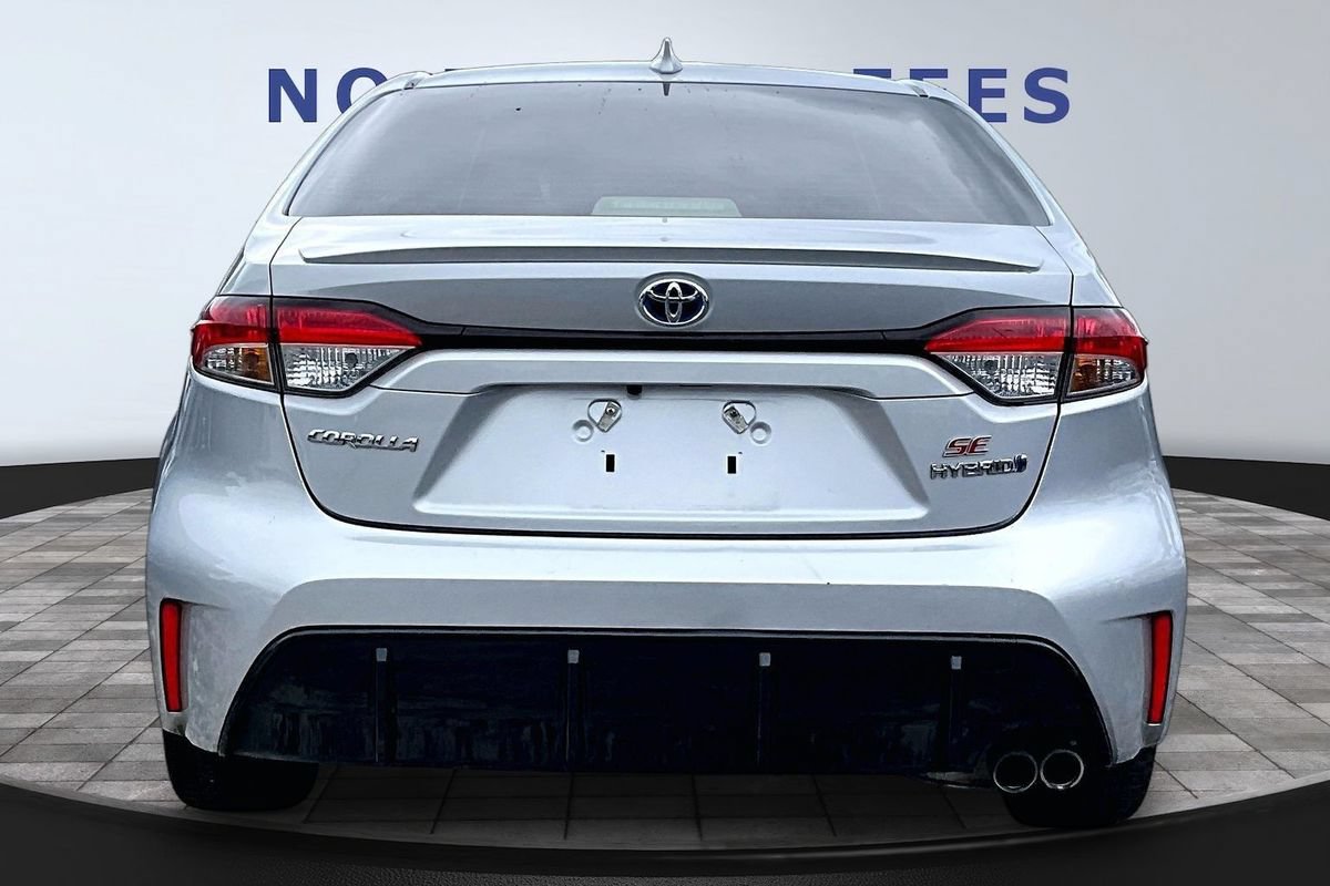 Used 2024 Toyota Corolla SE FWD image 5
