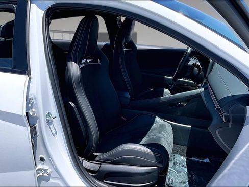Used 2025 Hyundai Elantra N FWD image 27