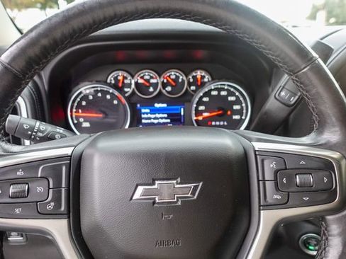 Used 2021 Chevrolet Silverado 1500 LT Trail Boss image 19