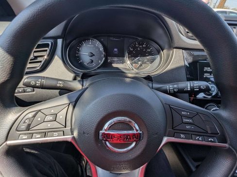 Used 2018 Nissan Rogue Sport S w/ S Appearance Package image 19