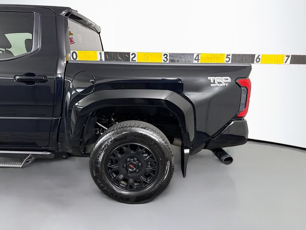 Certified 2025 Toyota Tacoma TRD Sport AWD/4WD image 15