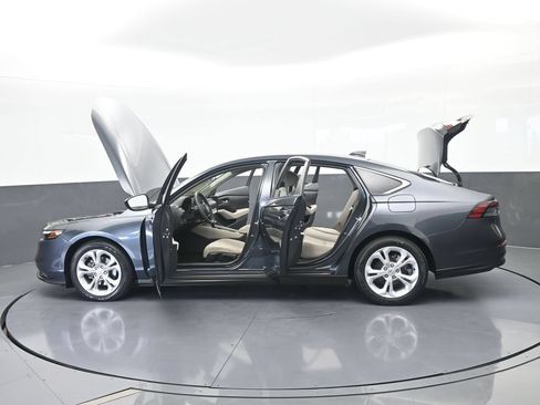 Used 2024 Honda Accord LX image 77