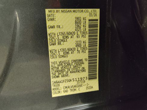Used 2016 Nissan Titan SL RWD image 33