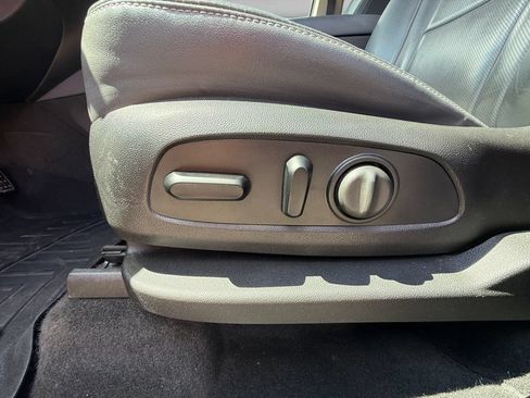 Used 2018 Buick Enclave Essence w/ Trailering Package FWD image 12