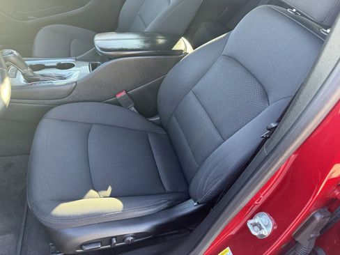 Used 2016 Chevrolet Malibu LT image 21