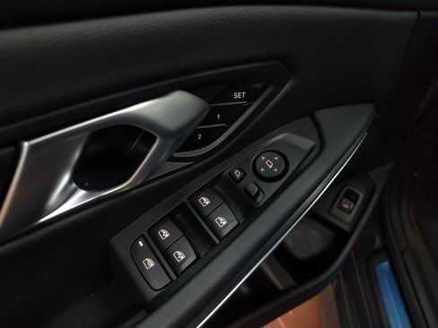 Used 2025 BMW 330i xDrive Sedan w/ M Sport Package image 12