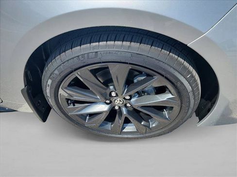 Used 2026 Toyota Corolla SE FWD image 10