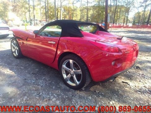 Used 2007 Pontiac Solstice GXP w/ Premium Package image 2