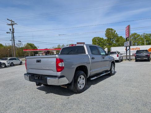 Used 2017 Toyota Tundra SR5 w/ SR5 Upgrade Package RWD image 6