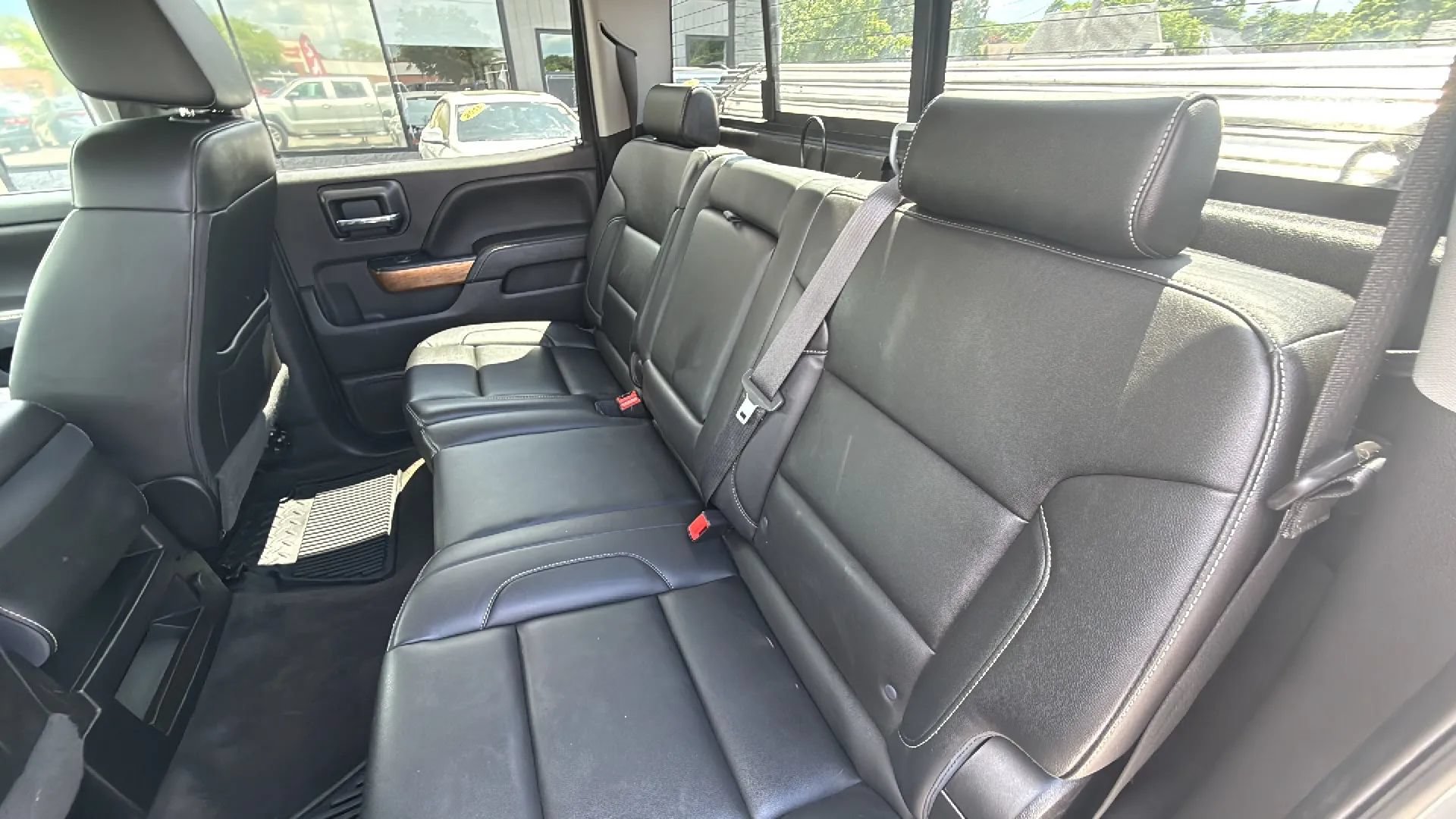 Used 2018 Chevrolet Silverado 1500 LTZ AWD/4WD image 20