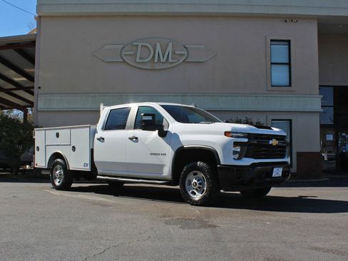 Used 2024 Chevrolet Silverado 2500 W/T w/ WT Fleet Convenience Package AWD/4WD image 6