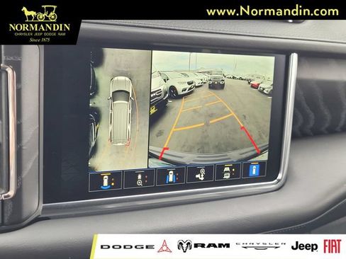Used 2023 GMC Yukon Denali w/ Max Trailering Package AWD/4WD image 9