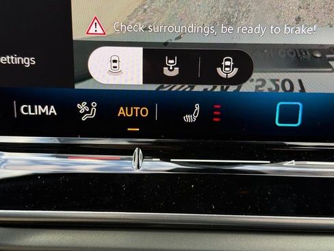 New 2026 Volkswagen ID.4 Pro AWD/4WD image 14