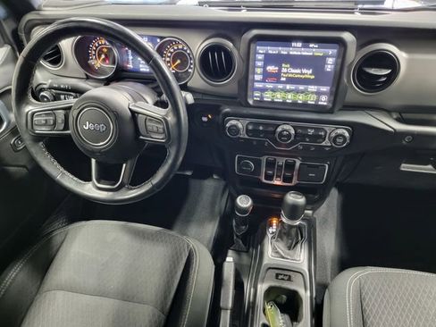 Used 2021 Jeep Wrangler Unlimited Sport image 31