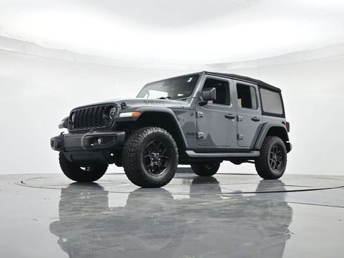 Used 2024 Jeep Wrangler Willys image 38