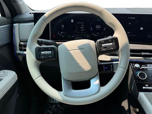 Used 2026 Hyundai Santa Fe Limited FWD image 13