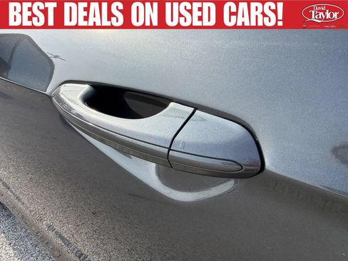 Used 2020 Ford Fusion SE FWD image 43