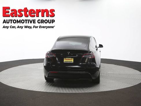 Used 2021 Tesla Model Y Long Range AWD/4WD image 30