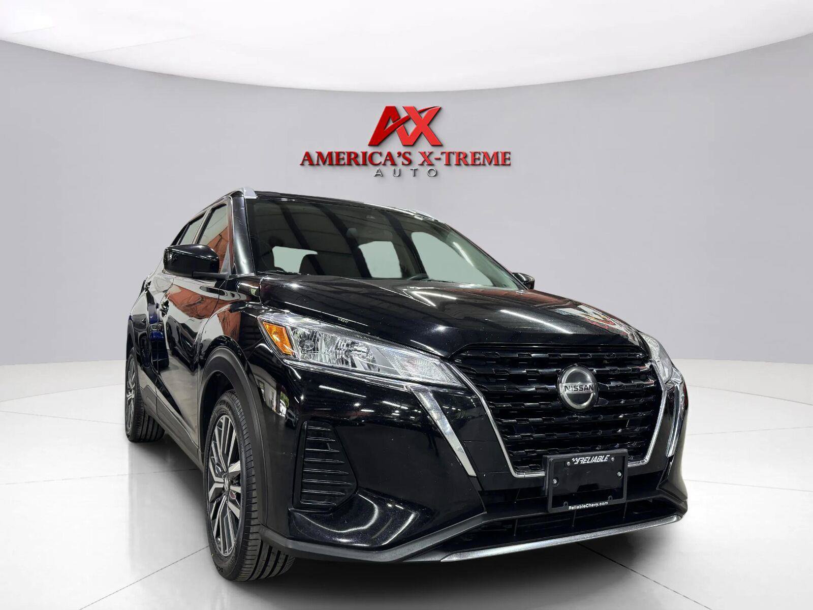 Used 2021 Nissan Kicks SV FWD image 8