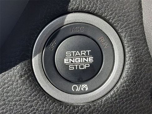 Certified 2024 RAM 1500 Laramie image 19