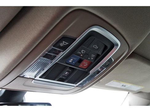 Used 2019 RAM 1500 Laramie image 26