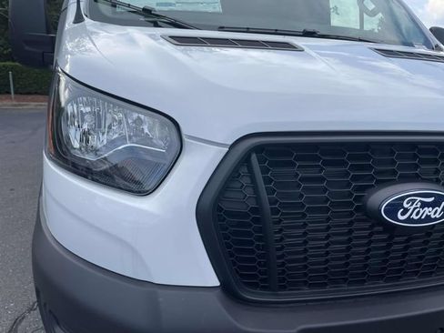 New 2026 Ford Transit 250 Low Roof RWD image 29