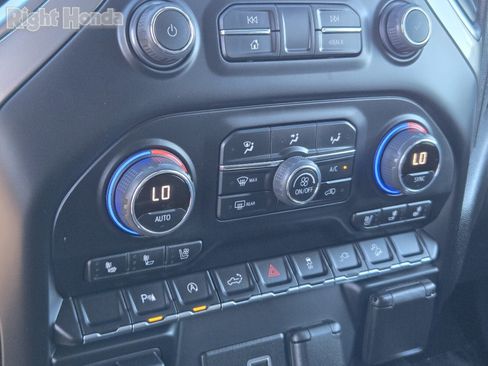 Used 2022 Chevrolet Silverado 1500 LTZ image 25