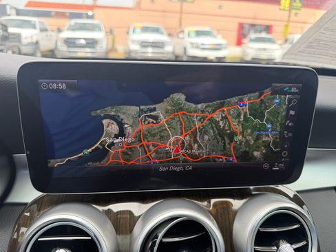 Used 2020 Mercedes-Benz C 300 Sedan image 23