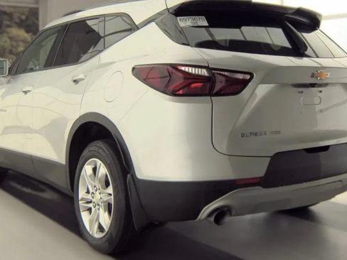 Used 2019 Chevrolet Blazer LT AWD/4WD image 4