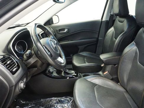Used 2019 Jeep Compass Limited image 27