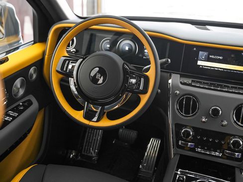 New 2026 Rolls-Royce Cullinan image 25