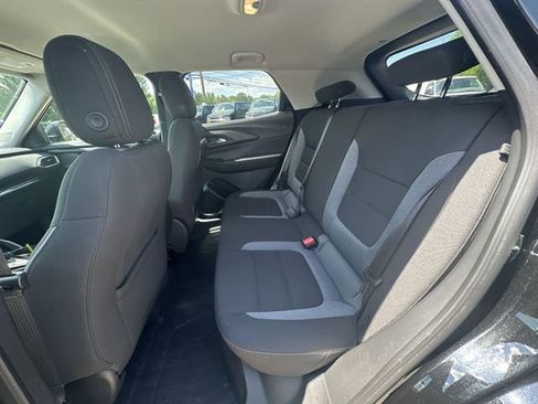 Certified 2023 Chevrolet TrailBlazer LT w/ Convenience Package FWD image 27