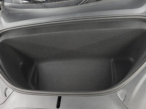 Used 2023 Tesla Model X image 17