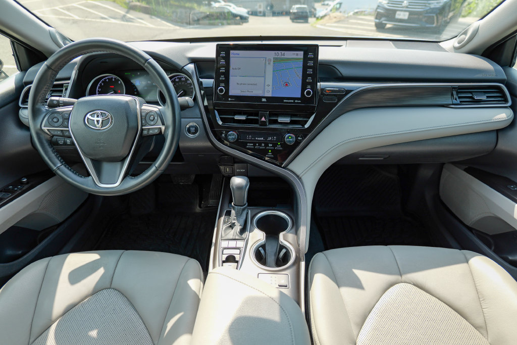 Used 2023 Toyota Camry XLE w/ Navigation Package AWD/4WD image 40