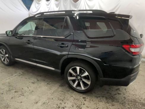 Used 2025 Honda Pilot Elite image 10