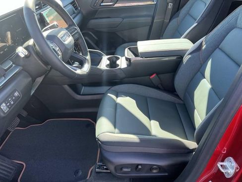 New 2026 GMC Terrain AT4 w/ Convenience Package III image 16