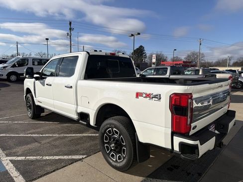 Certified 2024 Ford F350 Platinum image 5