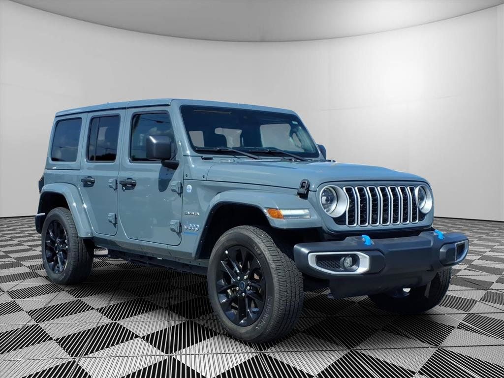 Certified 2024 Jeep Wrangler Unlimited Sahara AWD/4WD image 1