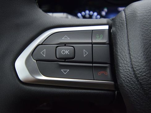 New 2026 Jeep Compass Limited image 24