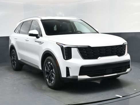 New 2026 Kia Sorento S image 8