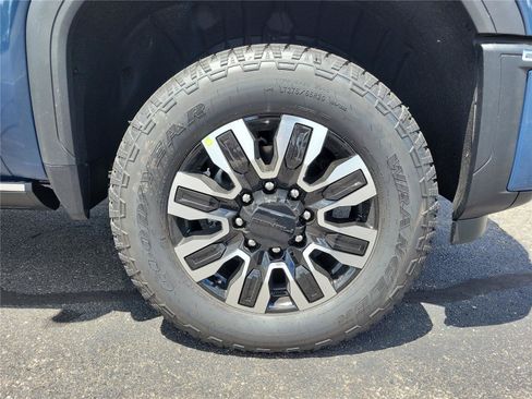 New 2026 GMC Sierra 2500 Denali Ultimate AWD/4WD image 5