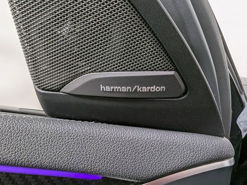 Certified 2023 BMW X4 M40i w/ Premium Package image 16