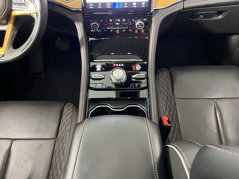 Used 2022 Jeep Grand Cherokee Summit image 16