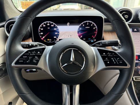 Certified 2024 Mercedes-Benz GLC 300 image 18