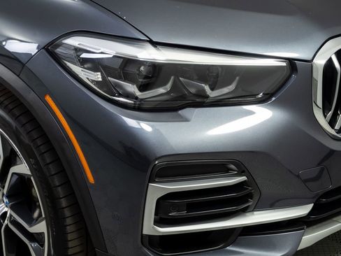 Used 2022 BMW X5 sDrive40i w/ Premium Package image 36