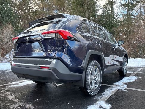 New 2025 Toyota RAV4 XLE w/ Convenience Package image 8