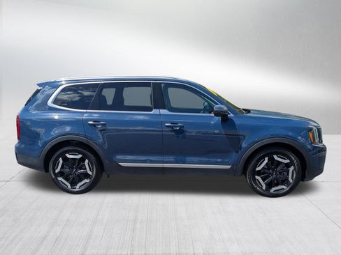 Used 2023 Kia Telluride S AWD/4WD image 7