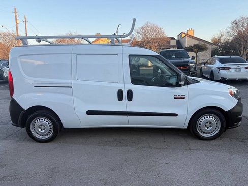 Used 2018 RAM ProMaster City Tradesman image 5